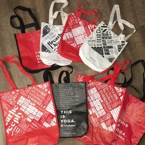 8 Lululemon Tote Bags